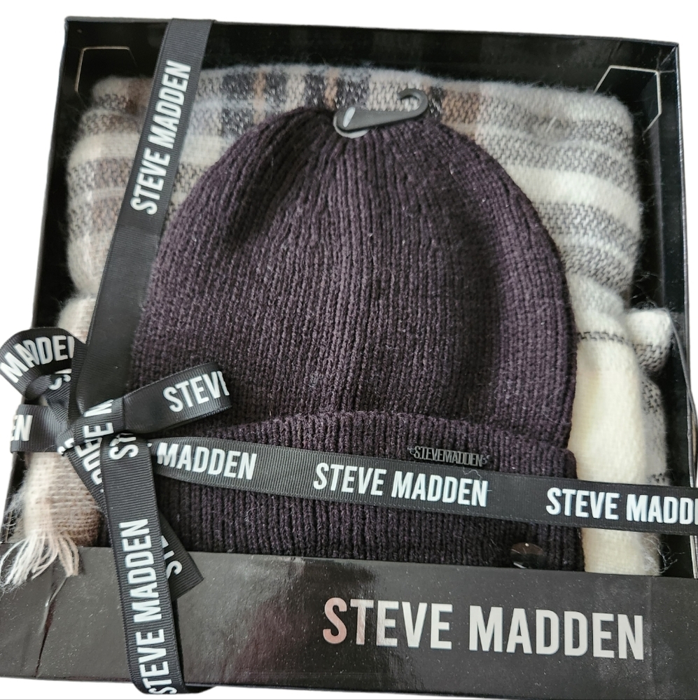 Steve Madden Set